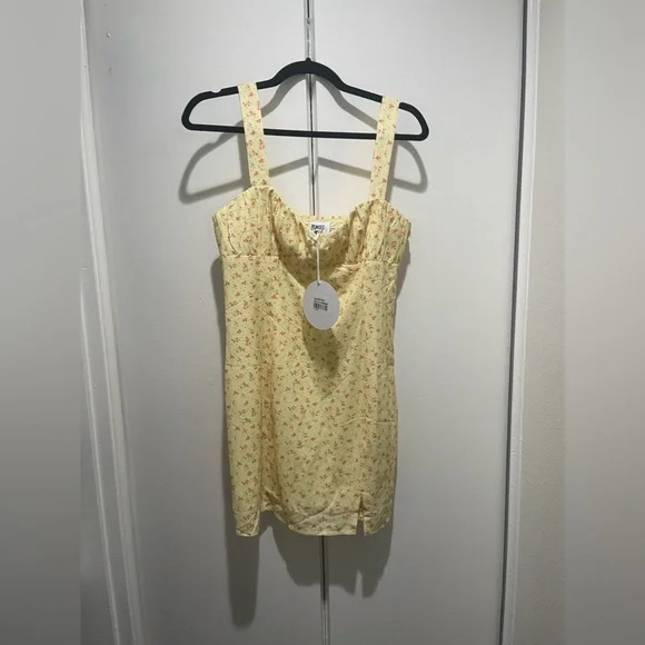 Freya Mini Dress - Picture 15 of 16